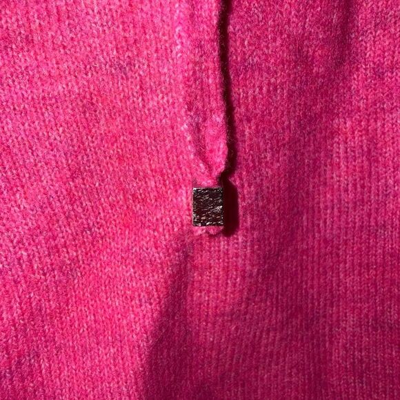 Vince Camuto Pink Barbiecore Ribbed Hooded Sweater Medium New #721 - Picture 2 of 5